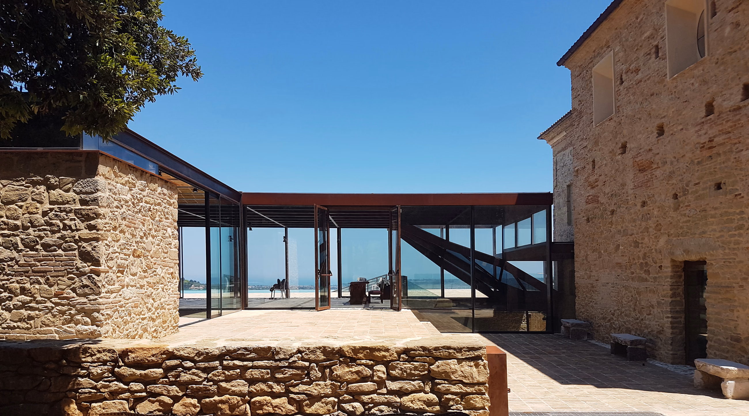 La Villa Svelata